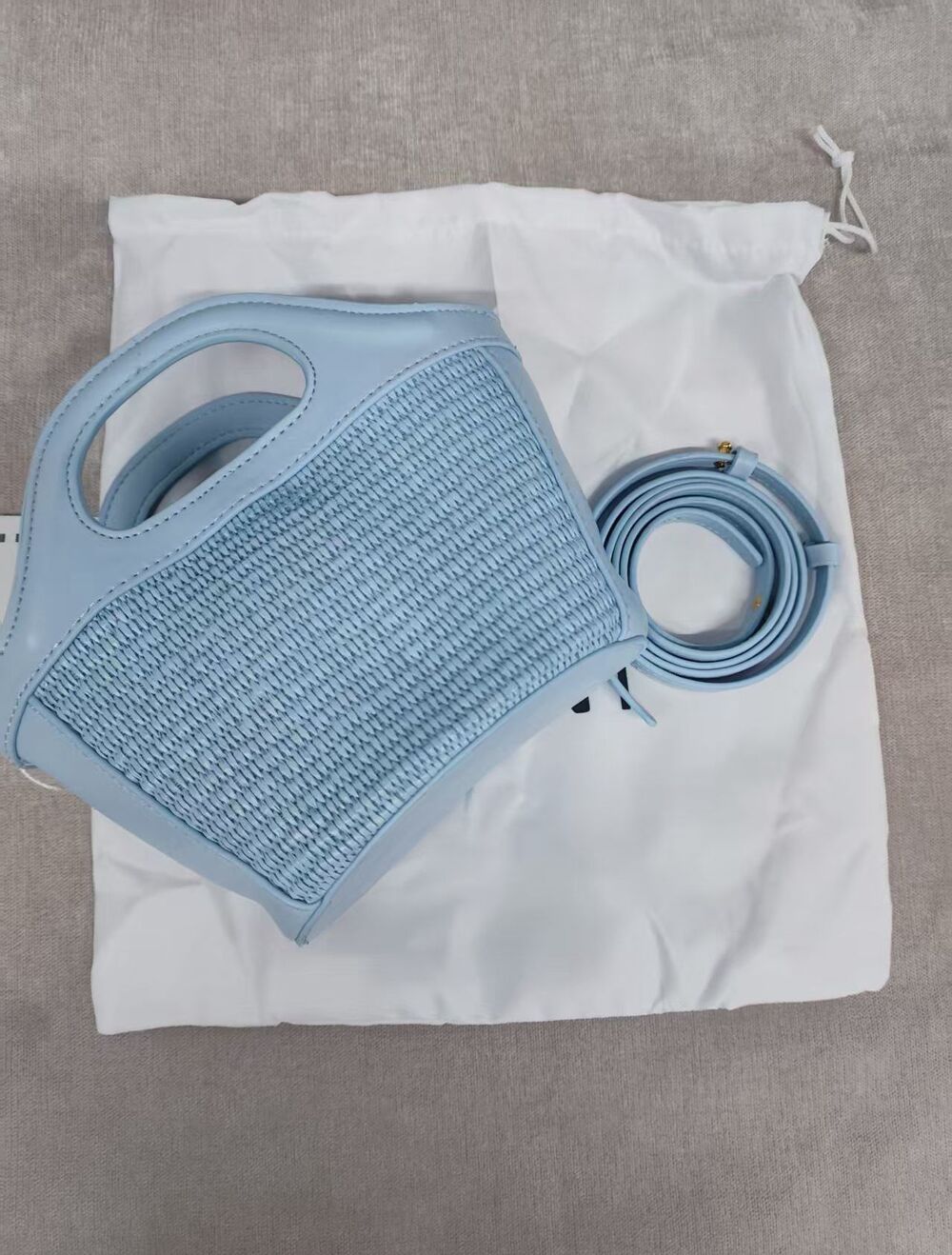 💙Marni Blue Mini Woven Tote Bag Summer Essential - Picture 2 of 7